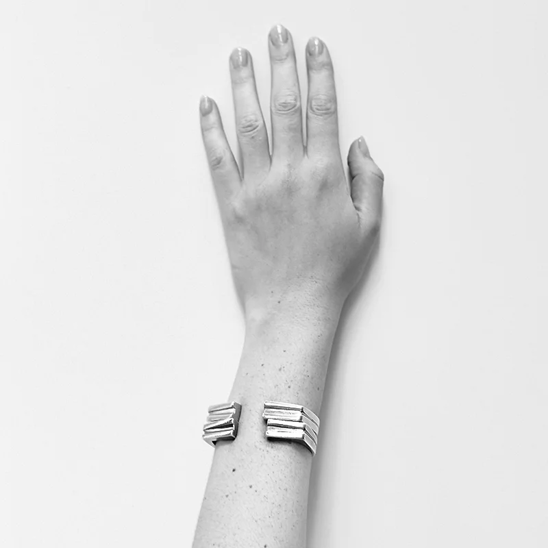 gap_cuff_03.jpg