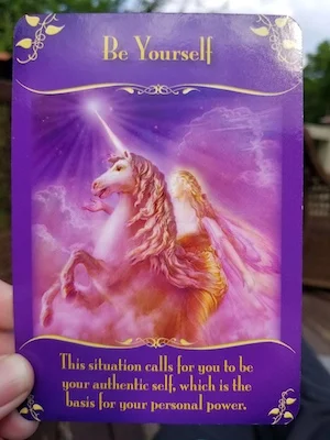 BE YOURSELF: Magical Messages from the Fairies Oracle, Doreen Virtue
