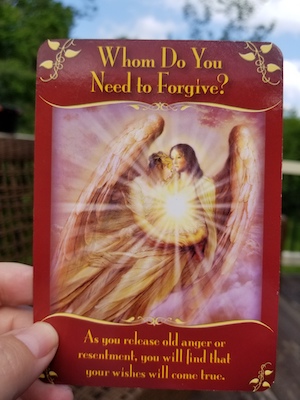 WHOM DO YOU NEED TO FORGIVE: Magical Messages from the Fairies Oracle, Doreen Virtue