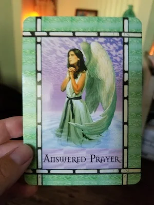 ANSWERED PRAYERS: Healing with the Angels Oracle - Doreen Virtue
