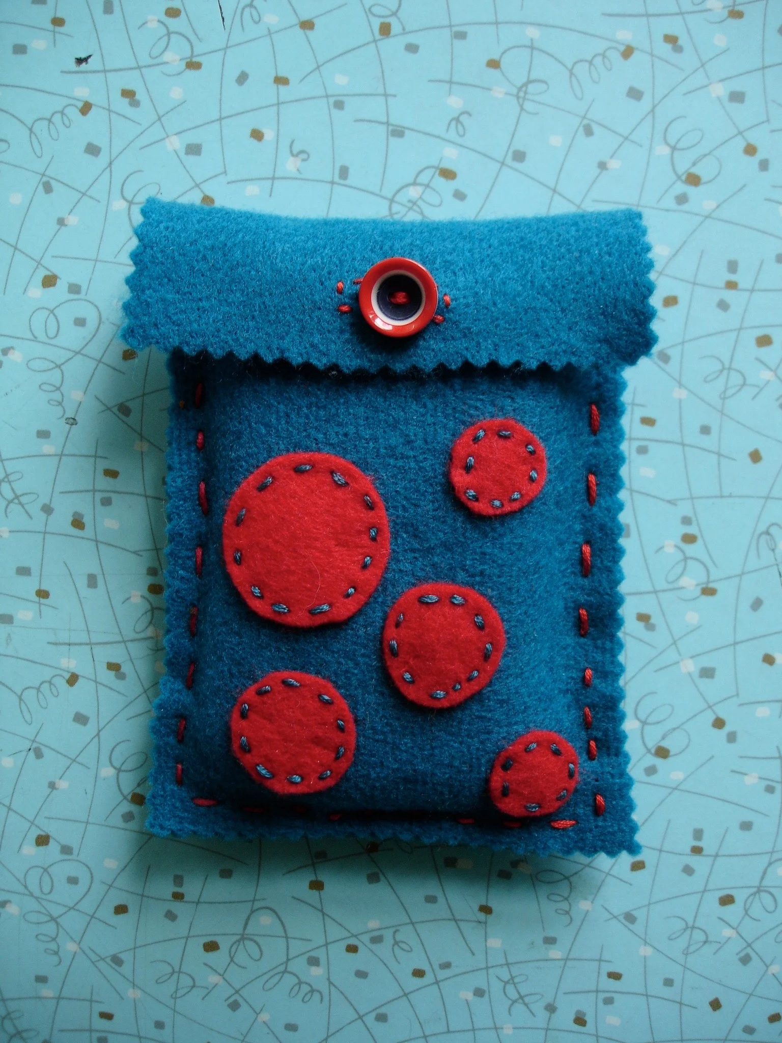 feltpouch copy.jpg