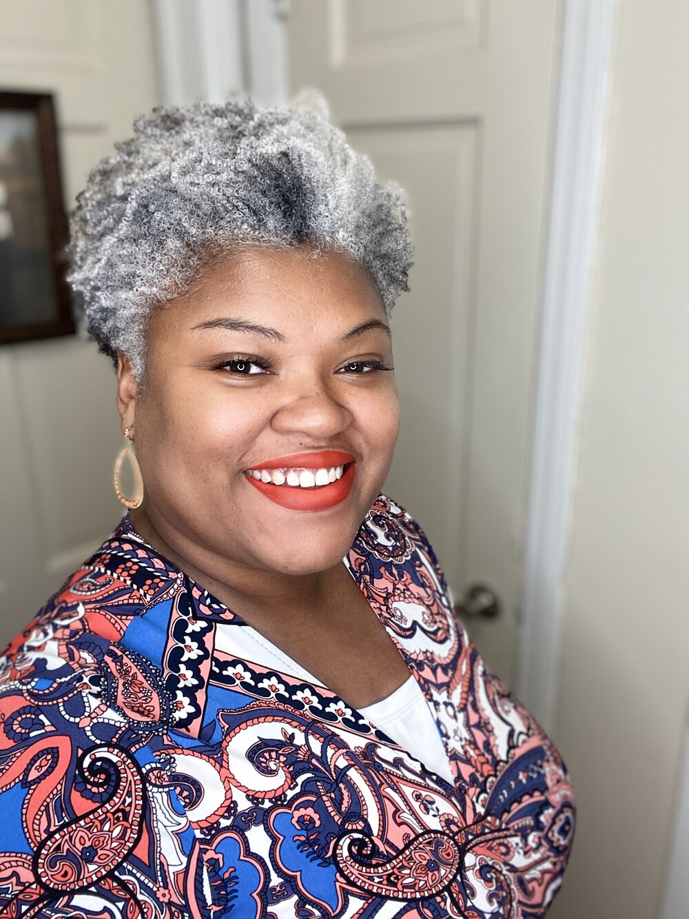 I TRIED A BEER RINSE AND IT BRIGHTENED MY GRAY HAIR — NATURALLY GRAYSFUL 🦋