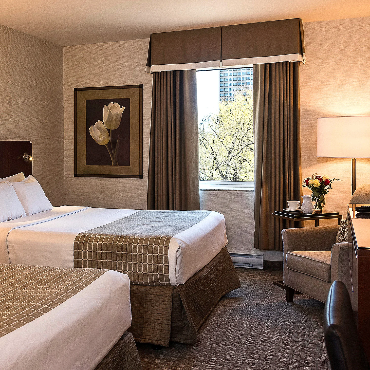 The Lord Elgin Hotel