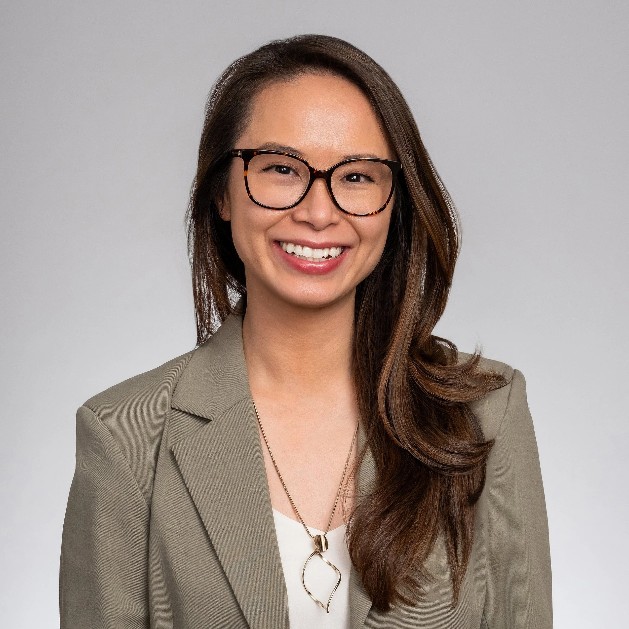  Gatineau, Outaouais | Conference Headshots + Corporate Retreats | Leadership Portraits 