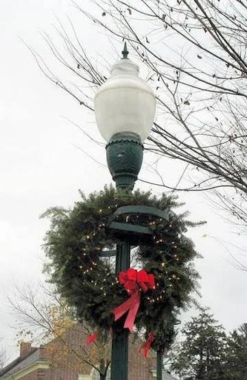 wreaths and bows.jpg