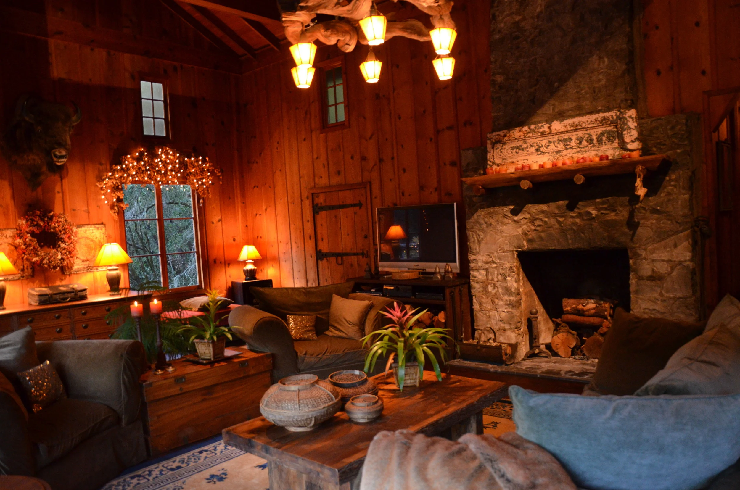 2 Great Room Fireplace.JPG