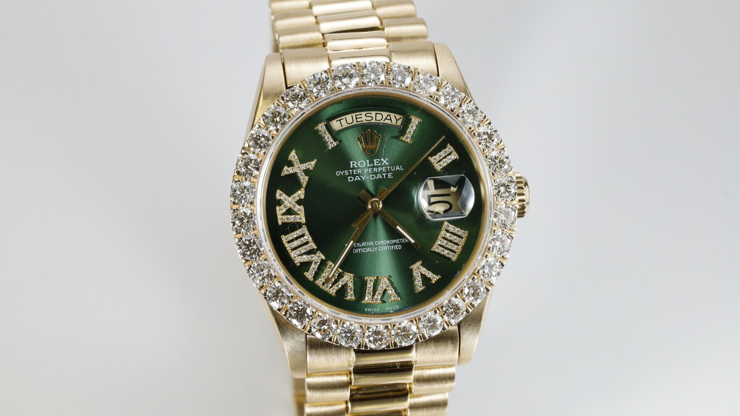 Custom 18K Diamond Rolex Pres Bezel