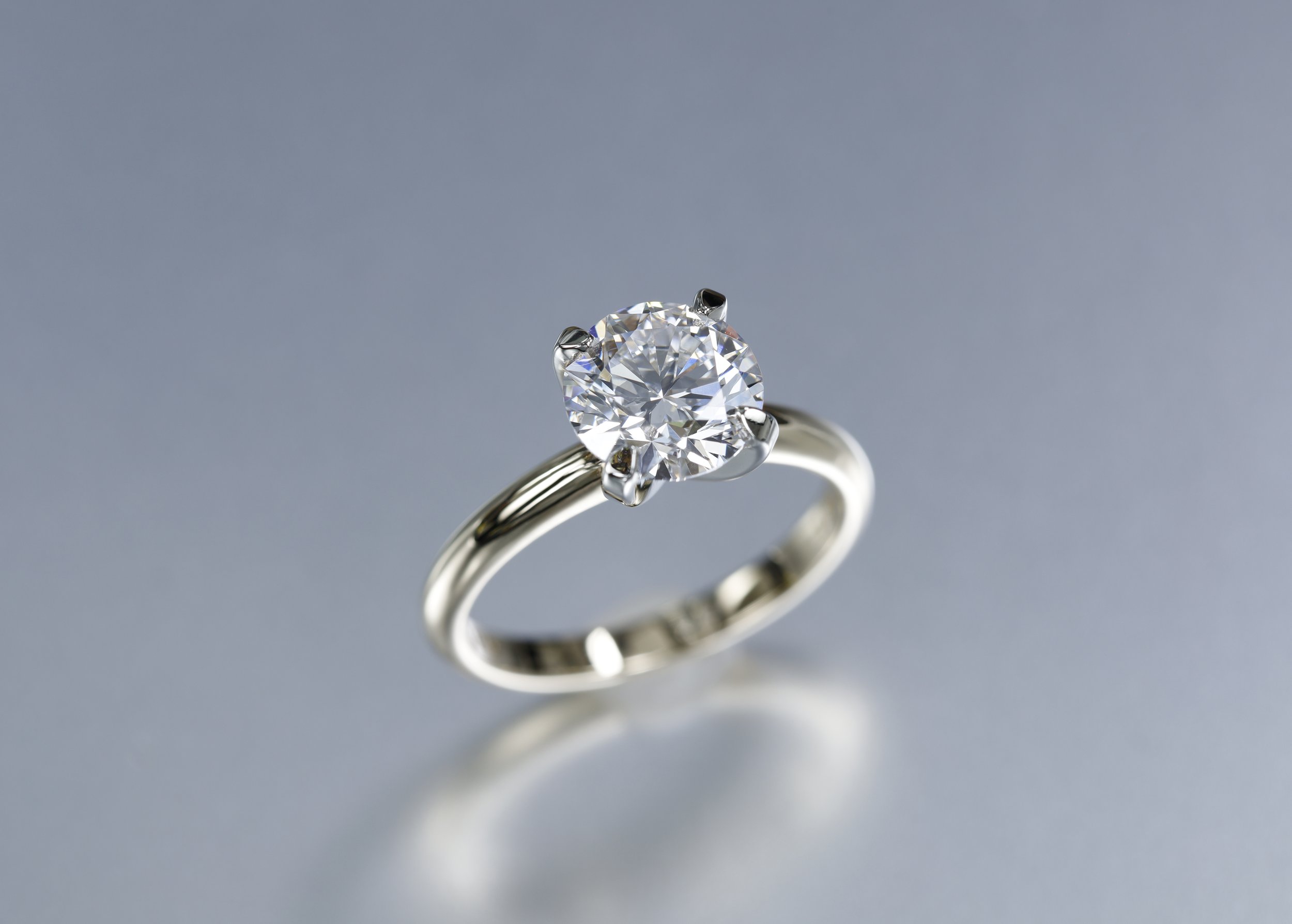 Diamond Solitaire Engagement Ring 2ct.3.JPG