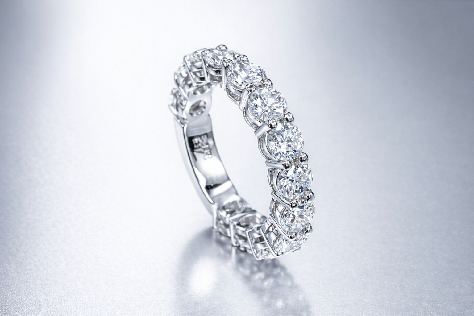 Diamond Anniversary Ring.png