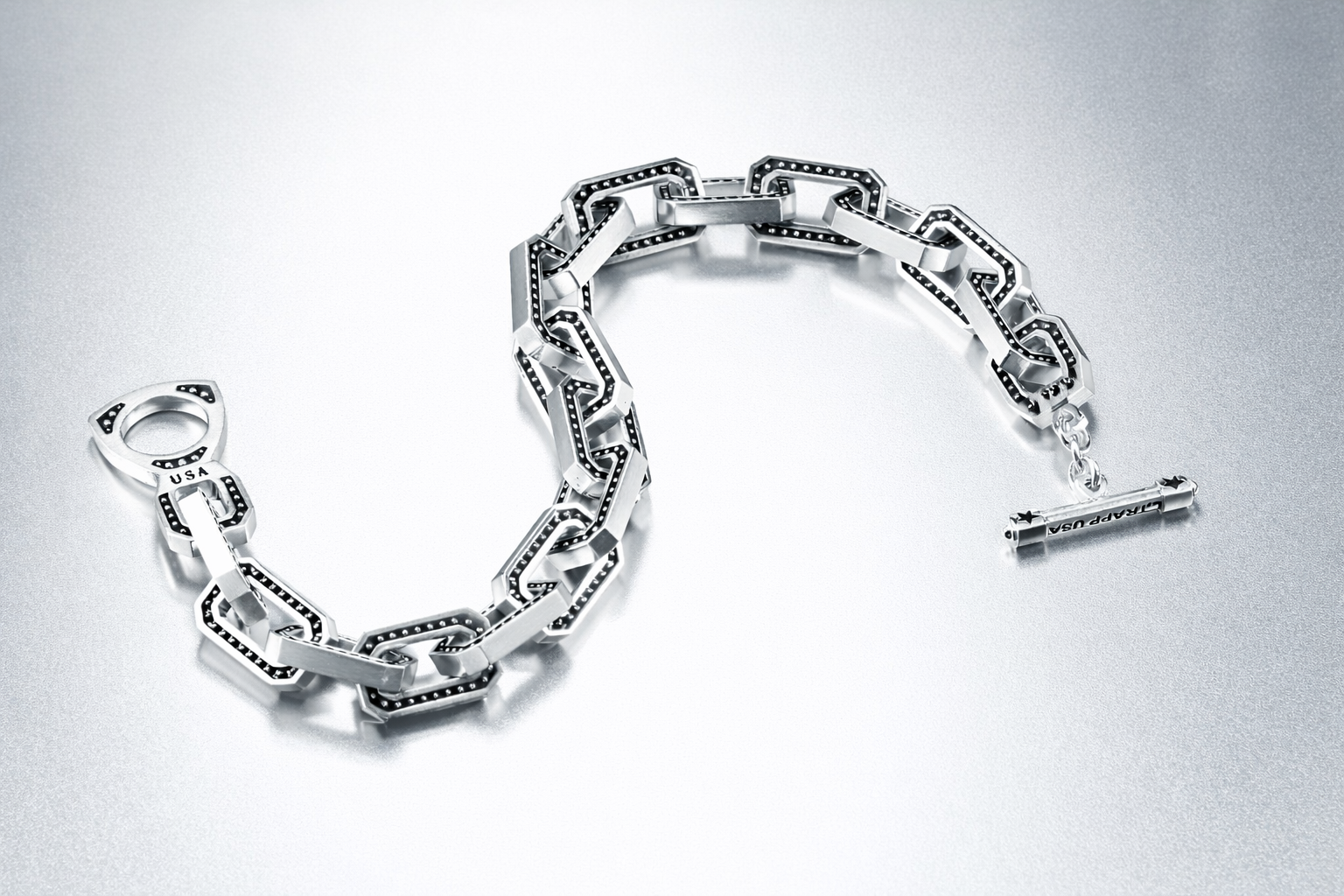 L Trapp Men's Caviar Link Bracelet  S .png