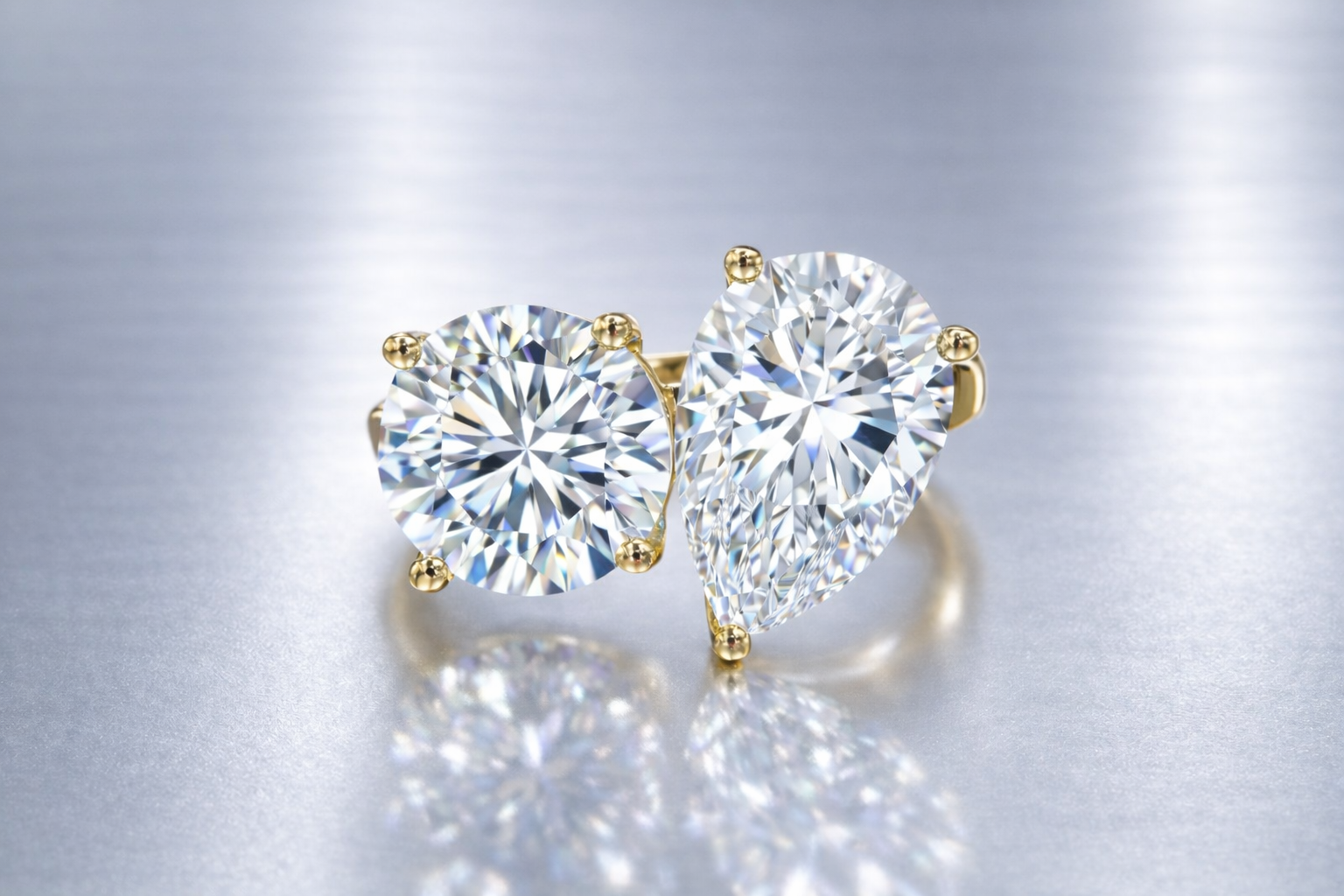 18K Rose Gold toi et moi ring Hero Shot.png