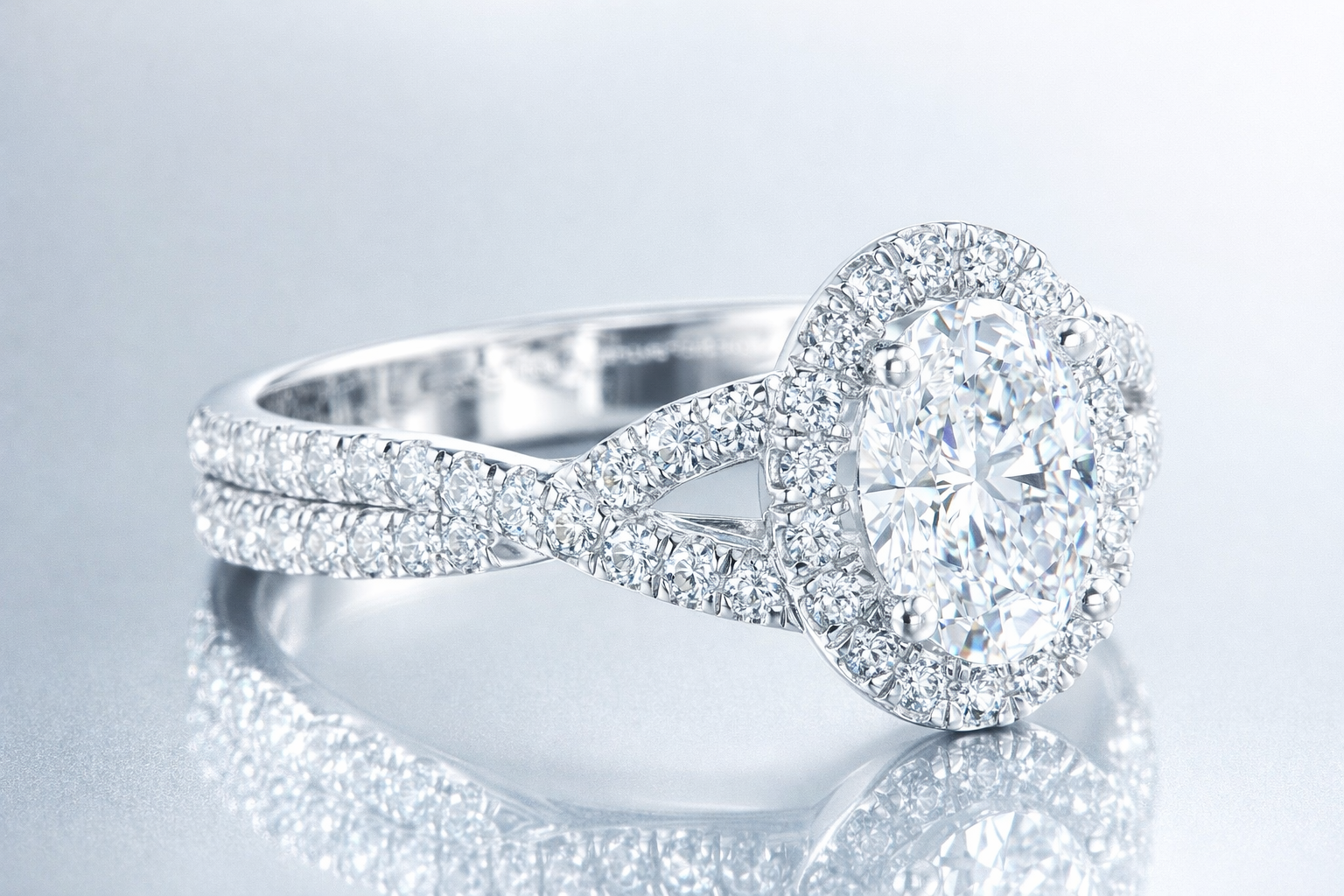 Oval Halo Love Story Hero right side 14k.png