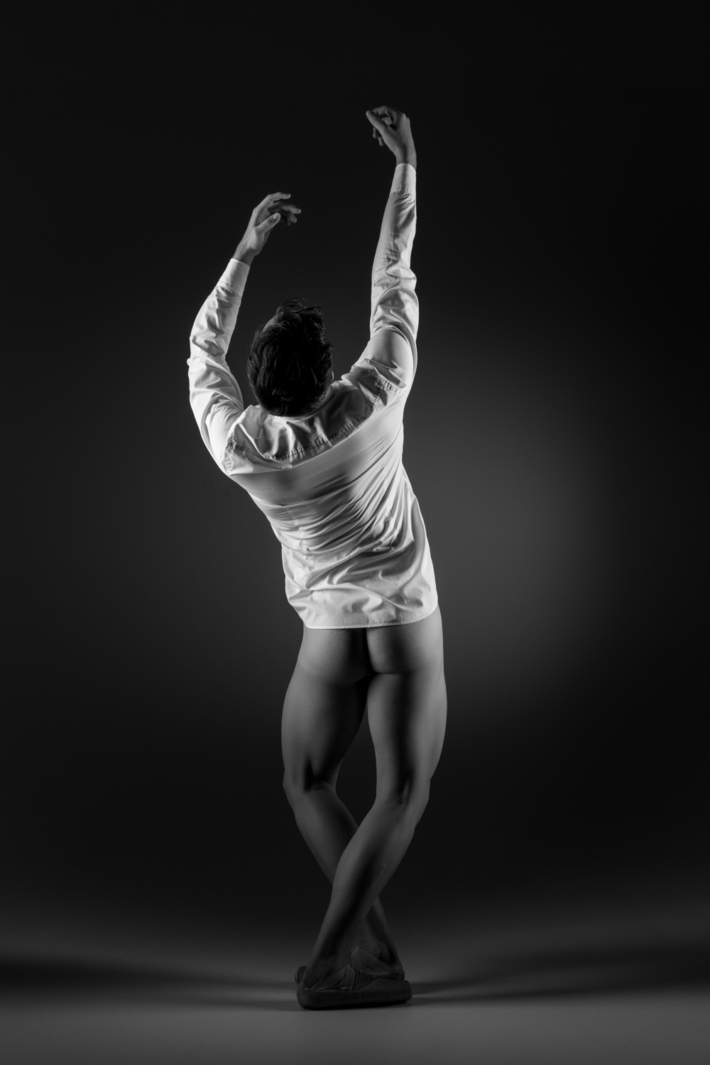 0668 Glen Studio Dance Nude B_W.jpg