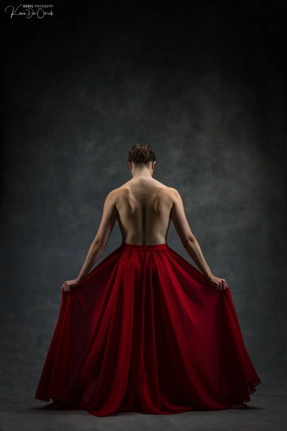 0262 Silke Dance Torn Stockings Studio 2025.jpg