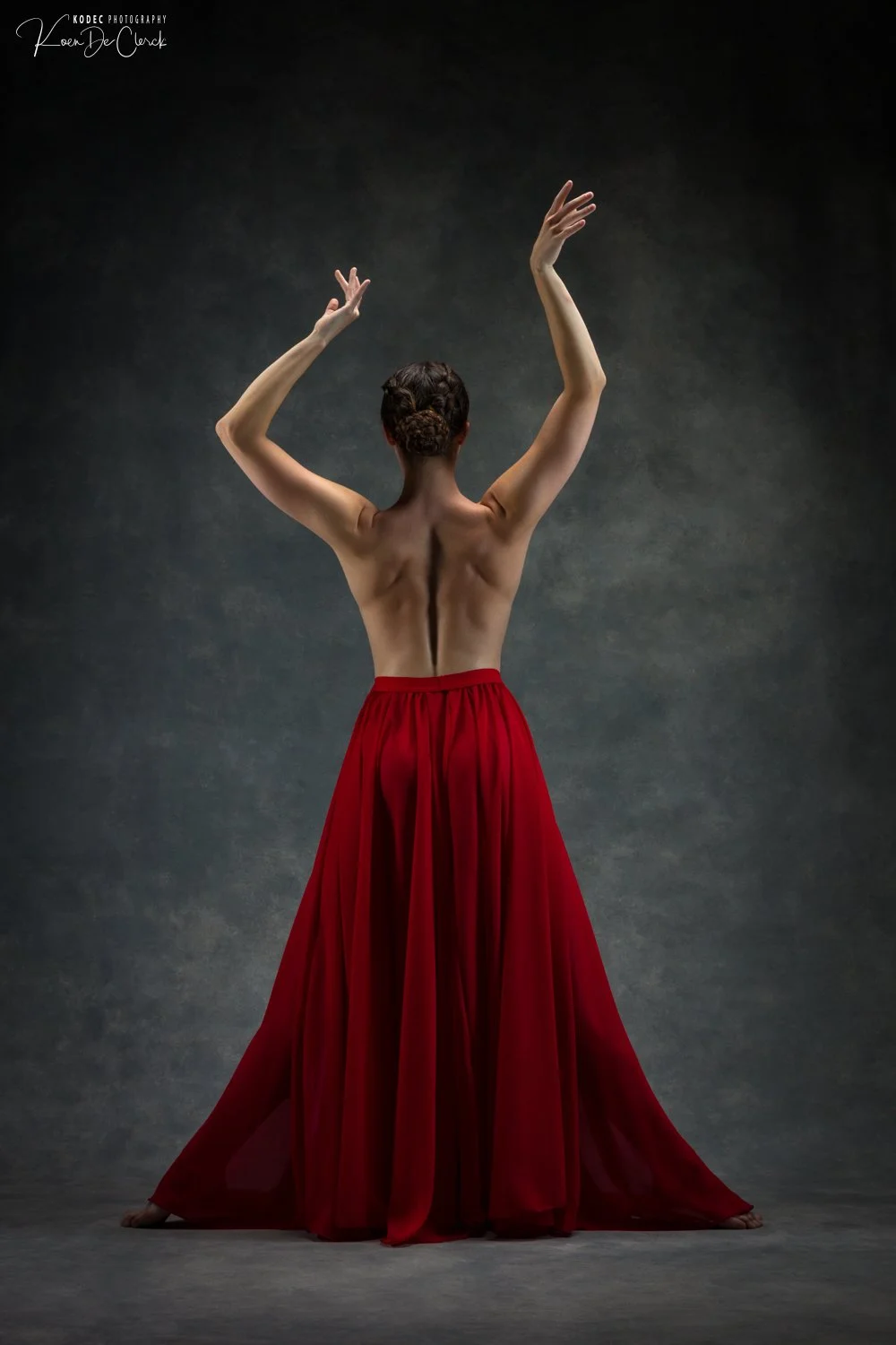 0324 Silke Dance Torn Stockings Studio 2025.jpg