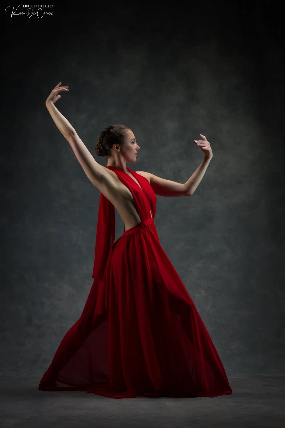 0382 Silke Dance Torn Stockings Studio 2025.jpg