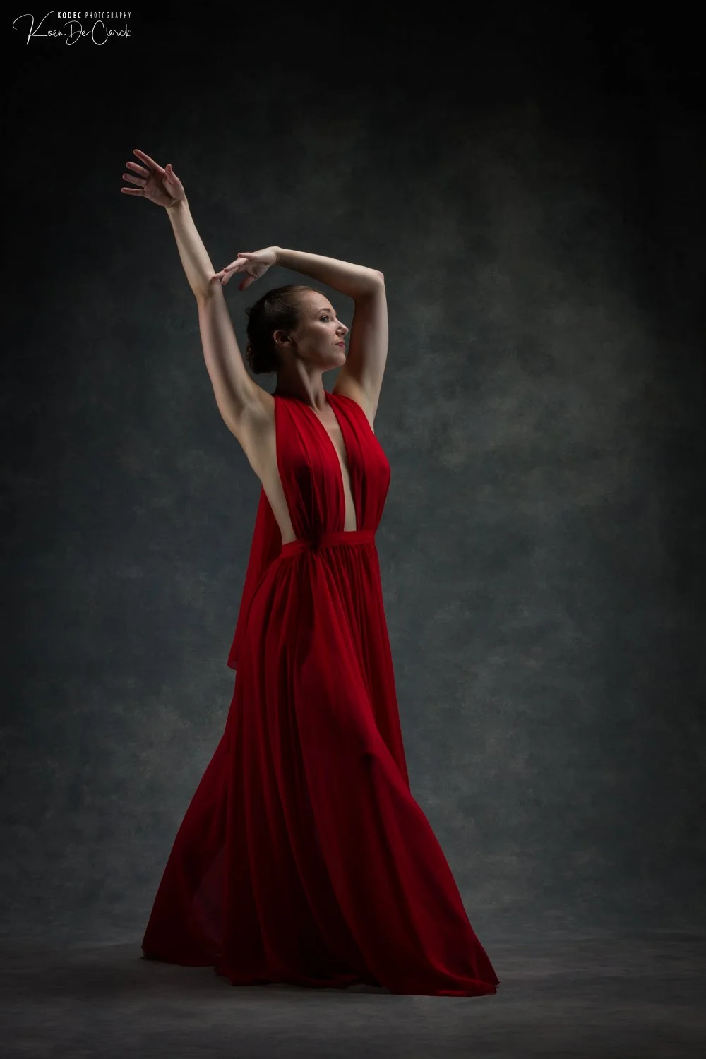 0403 Silke Dance Torn Stockings Studio 2025.jpg