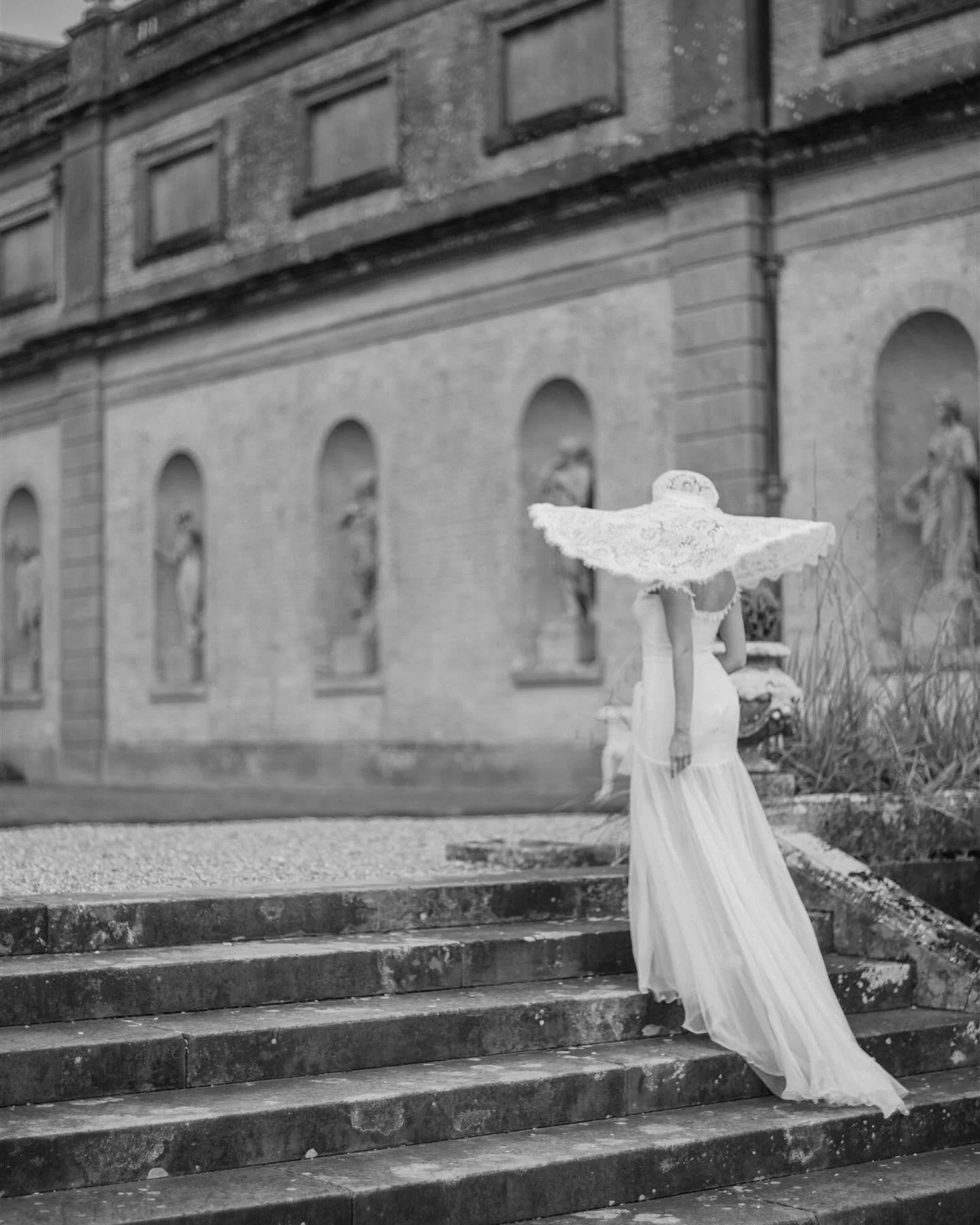 Which shot are you enjoying best? I can&rsquo;t decide!

@storiesfromeros had a vision of a large lace hat, and who am I to deny them? I was taught to make hats by a Hardy Ames apprentice (IYKYK), so I dig out my old hat blocks and built (literally b