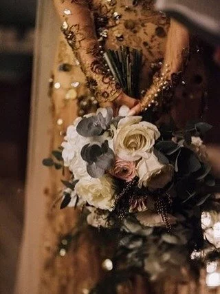 Gold lace, hand-embellished with sequins, Swarovski crystal beads and fragments of vintage jewellery.
Each motif placed intentionally and considered.

Photo by @damienmilan_photographer 
Floral design @graceandthorn 

#bespokeweddingdress #bespokebri