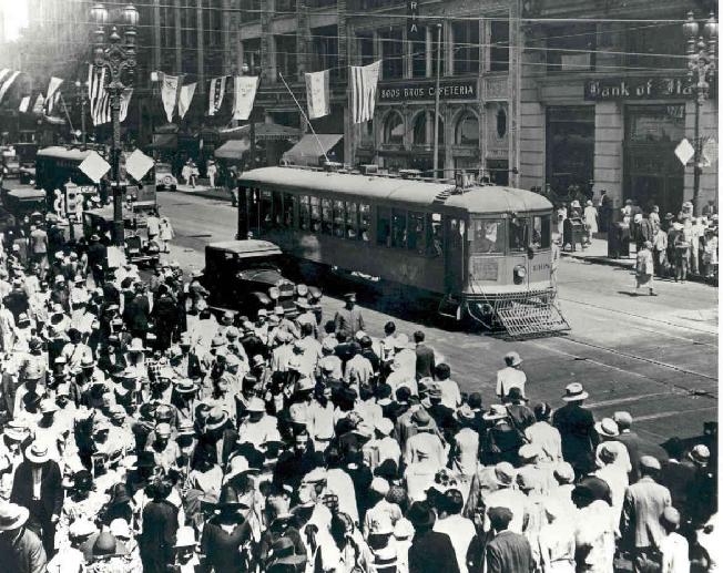 652_broadwaytrolley_historic_4276541511_o.jpg