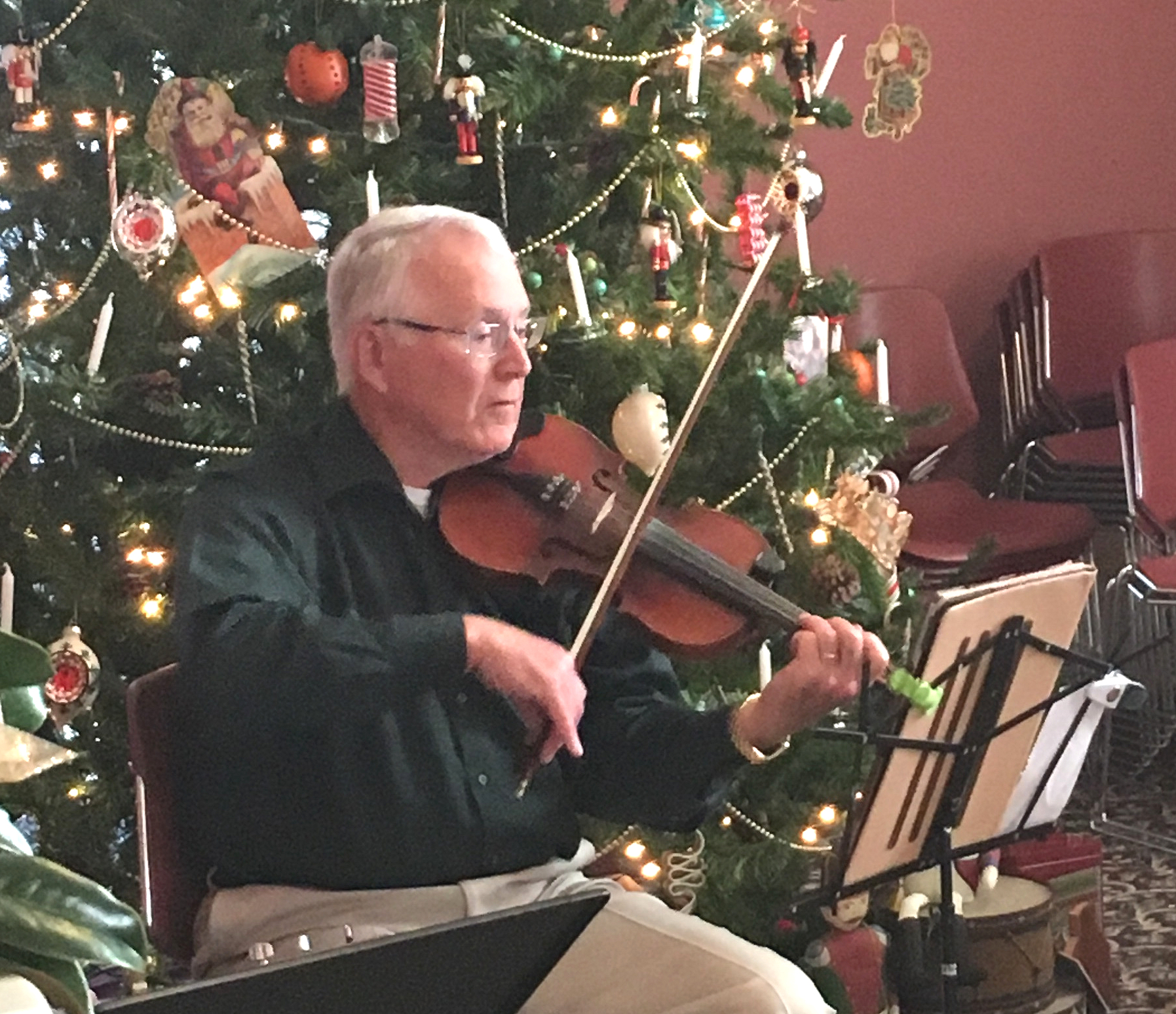12.2.2017 Marvin playing fiddle closeup Two Rivers.jpg