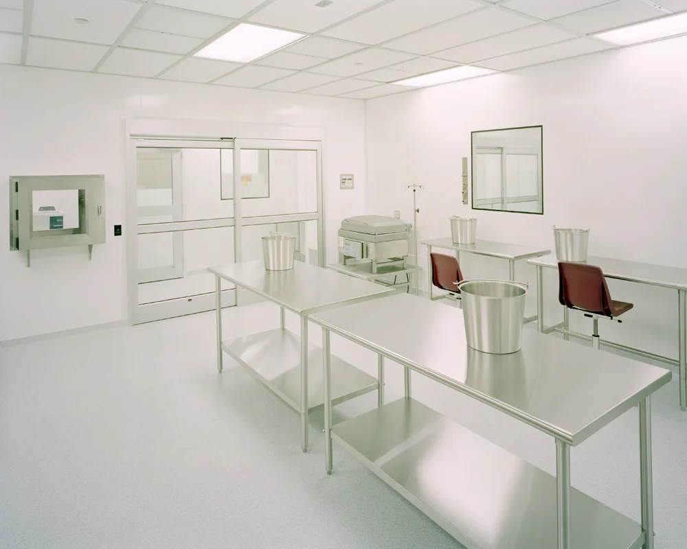 CLEANROOM1 jpg.jpg
