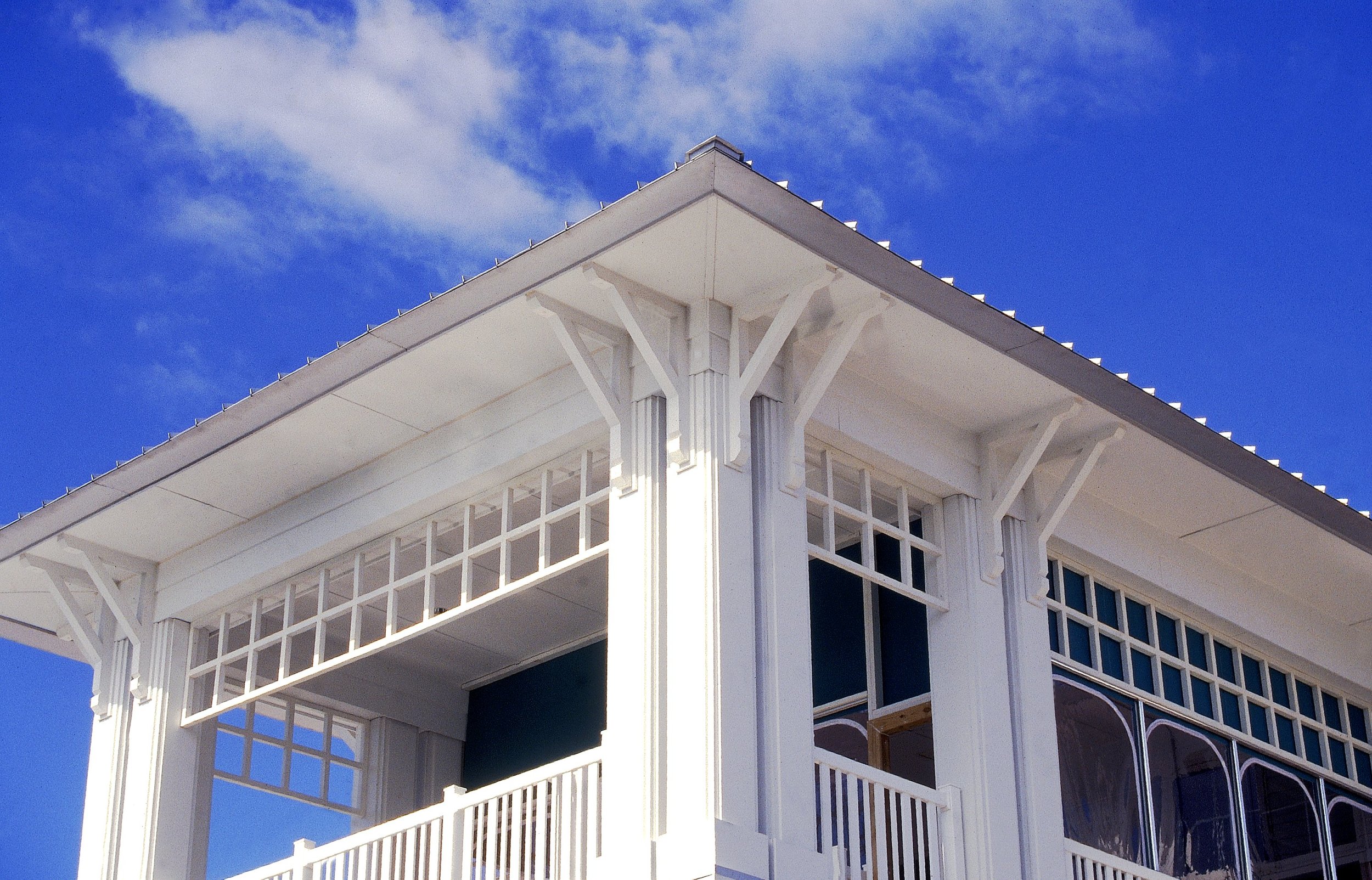 ROOF CORNER DETAIL.jpg