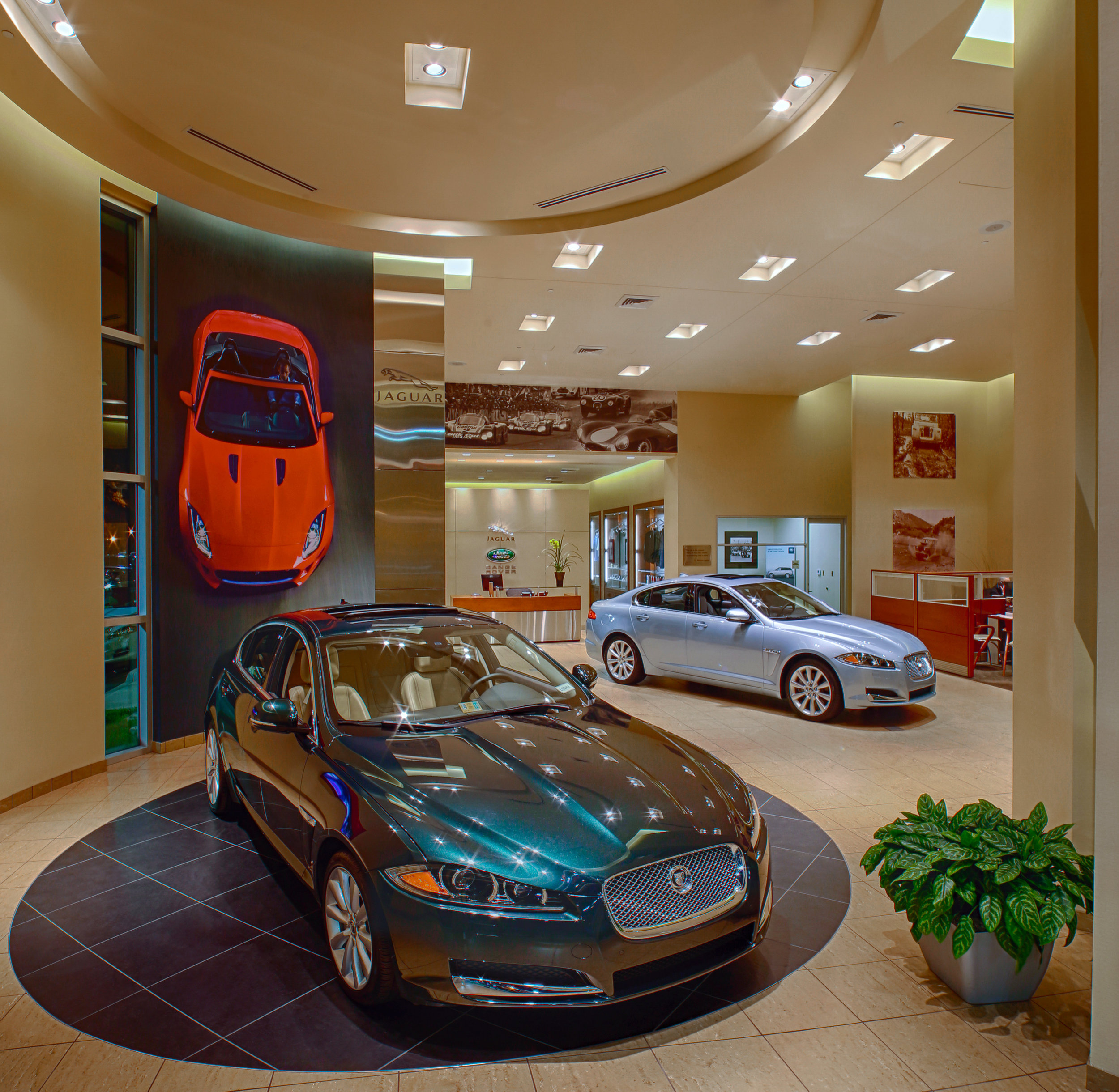 Jaguar Porsche 04.jpg