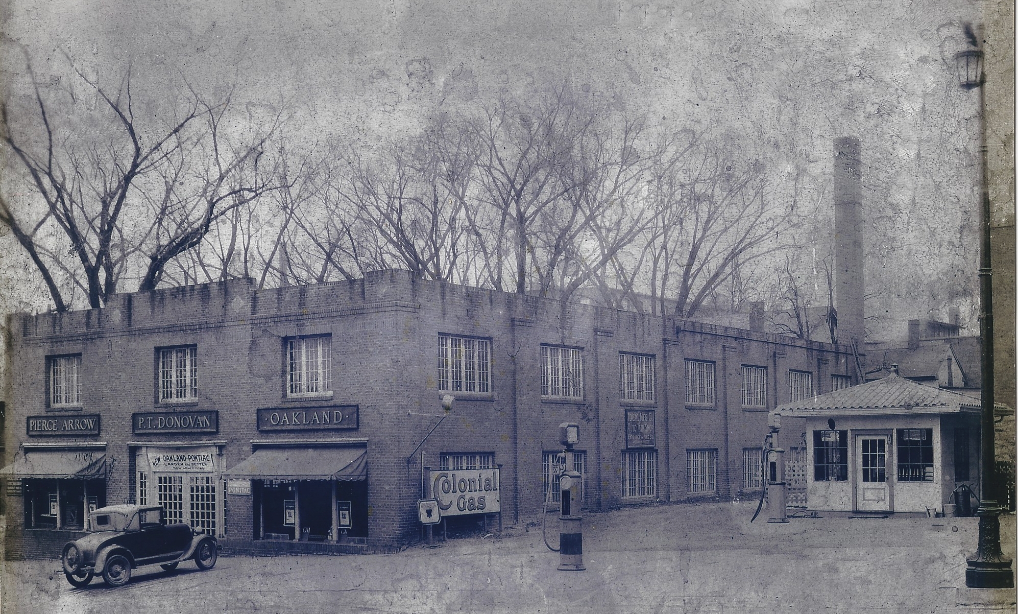 100 Main Street Old Building 1.jpg