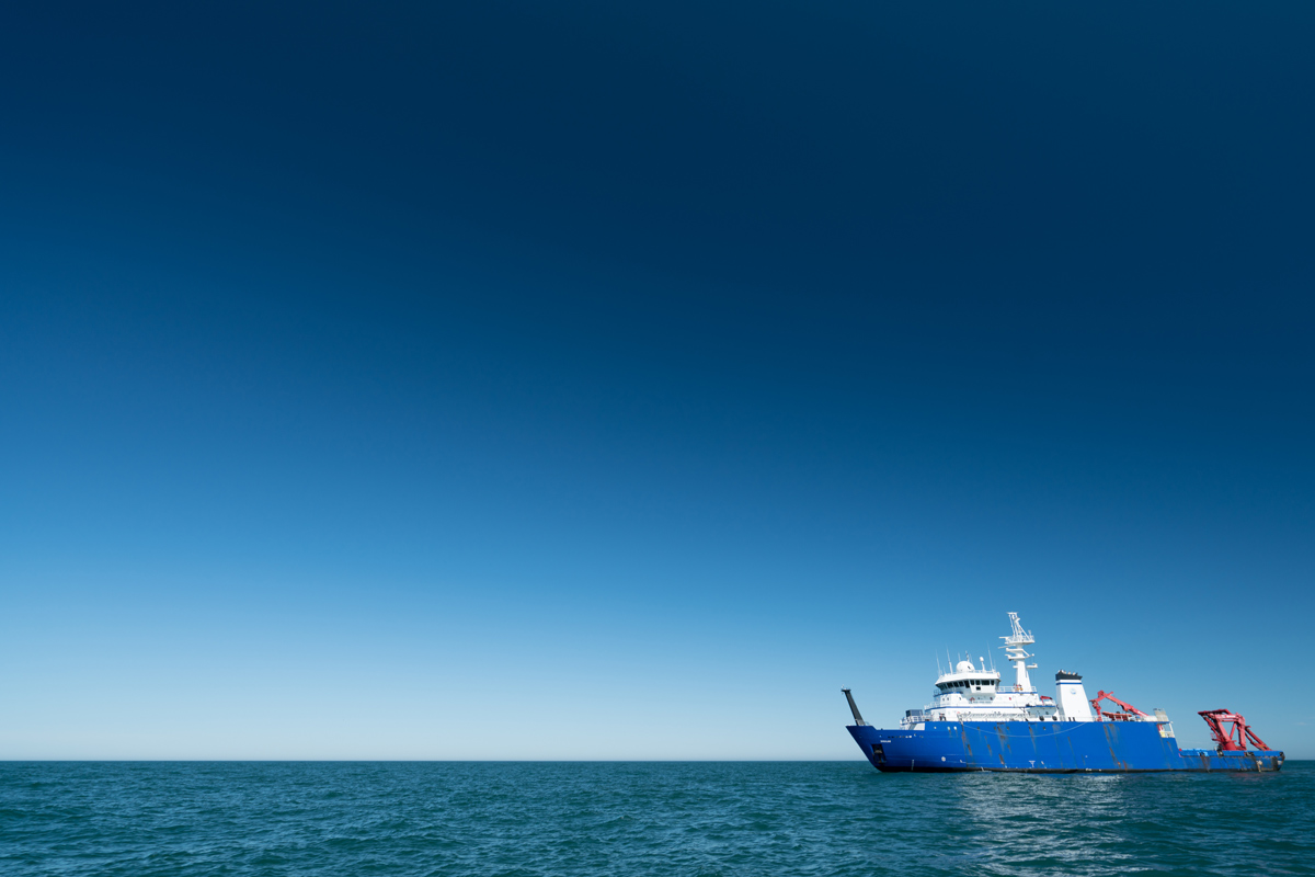 The R/V Sikuliaq . Photo credit: Andrew McDonnell