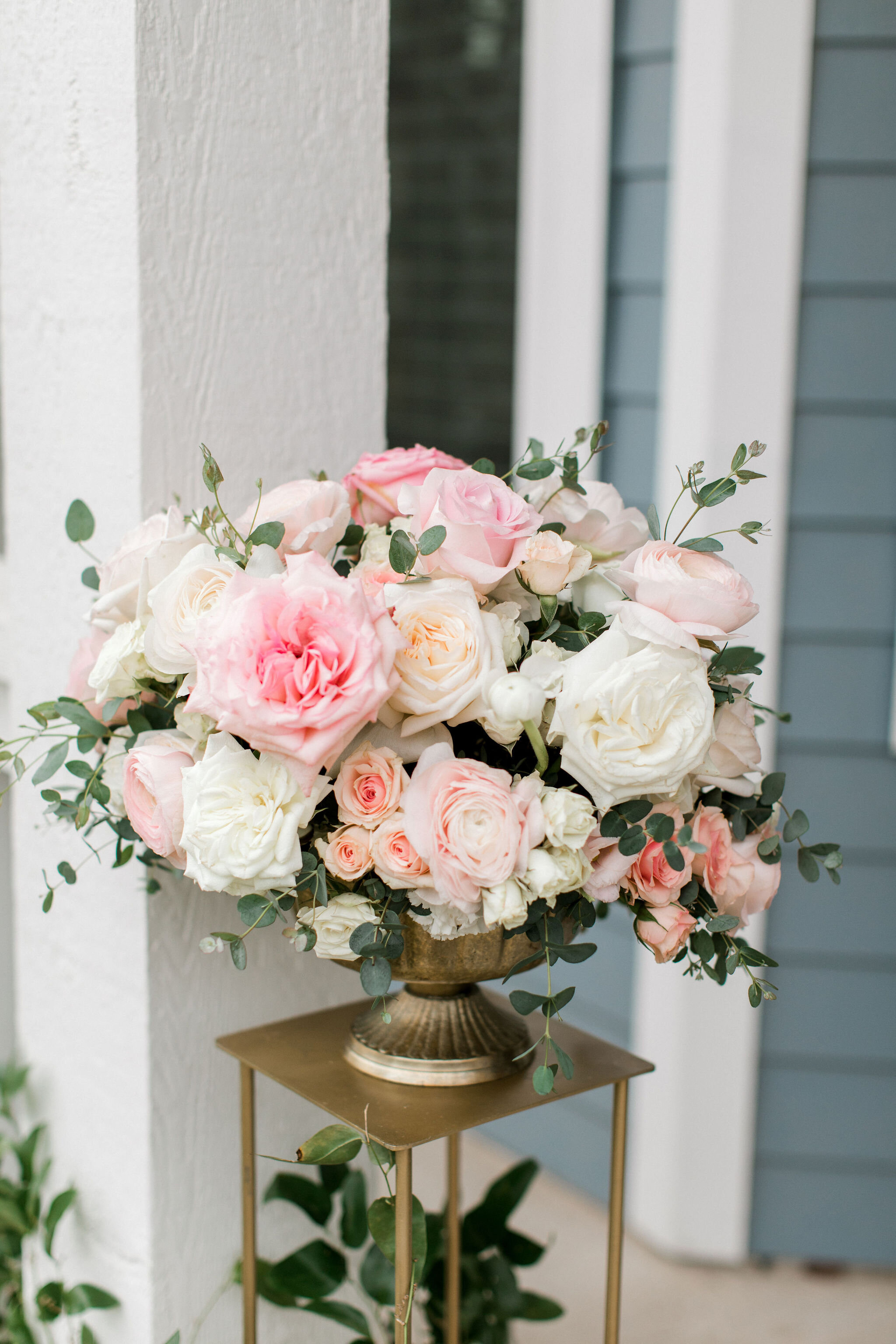 Romantic Micro Wedding flowers and decor