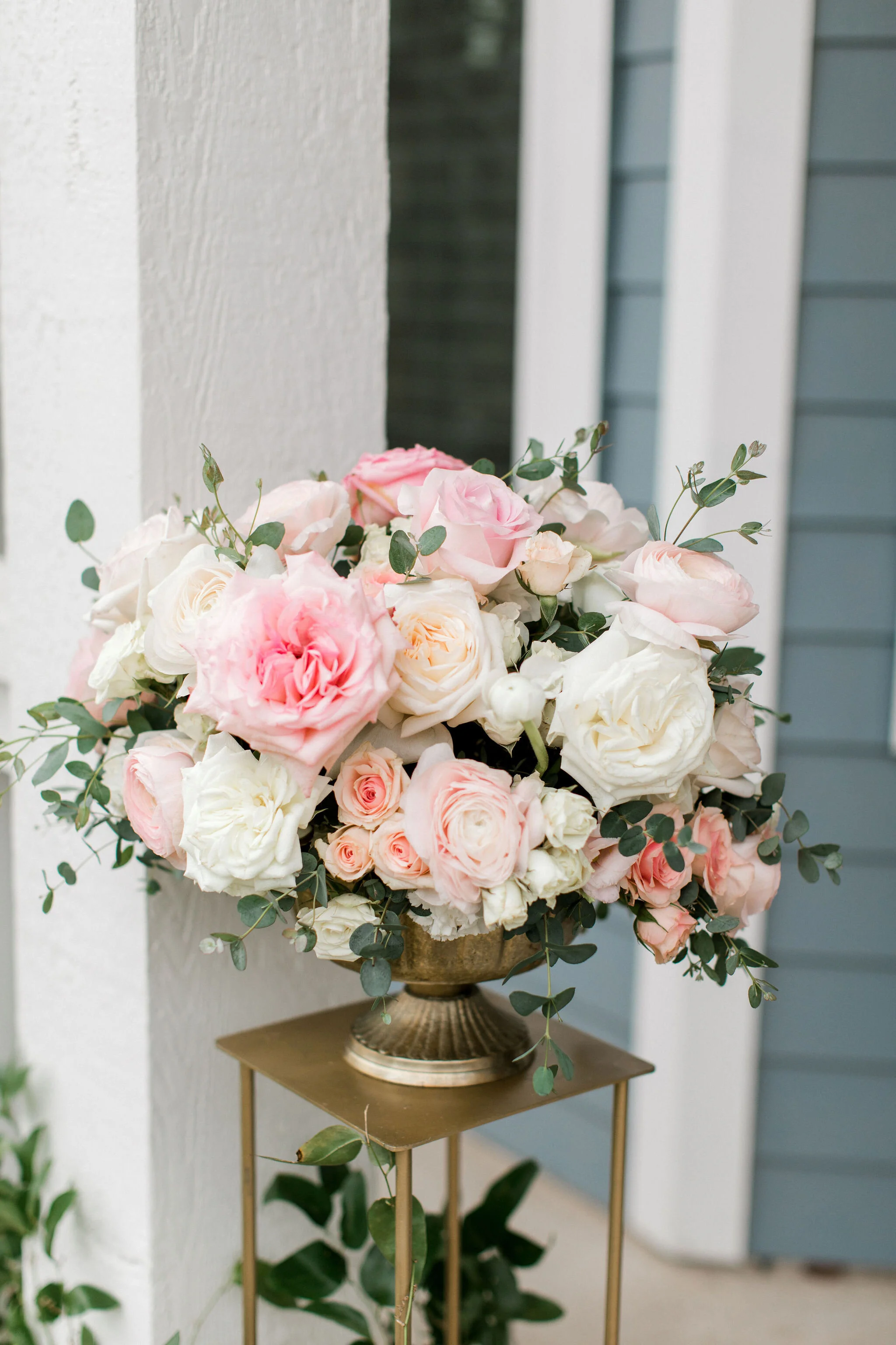Romantic Micro Wedding flowers and decor