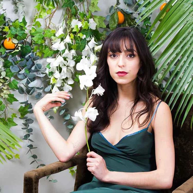 Erin Crop1-750.jpg