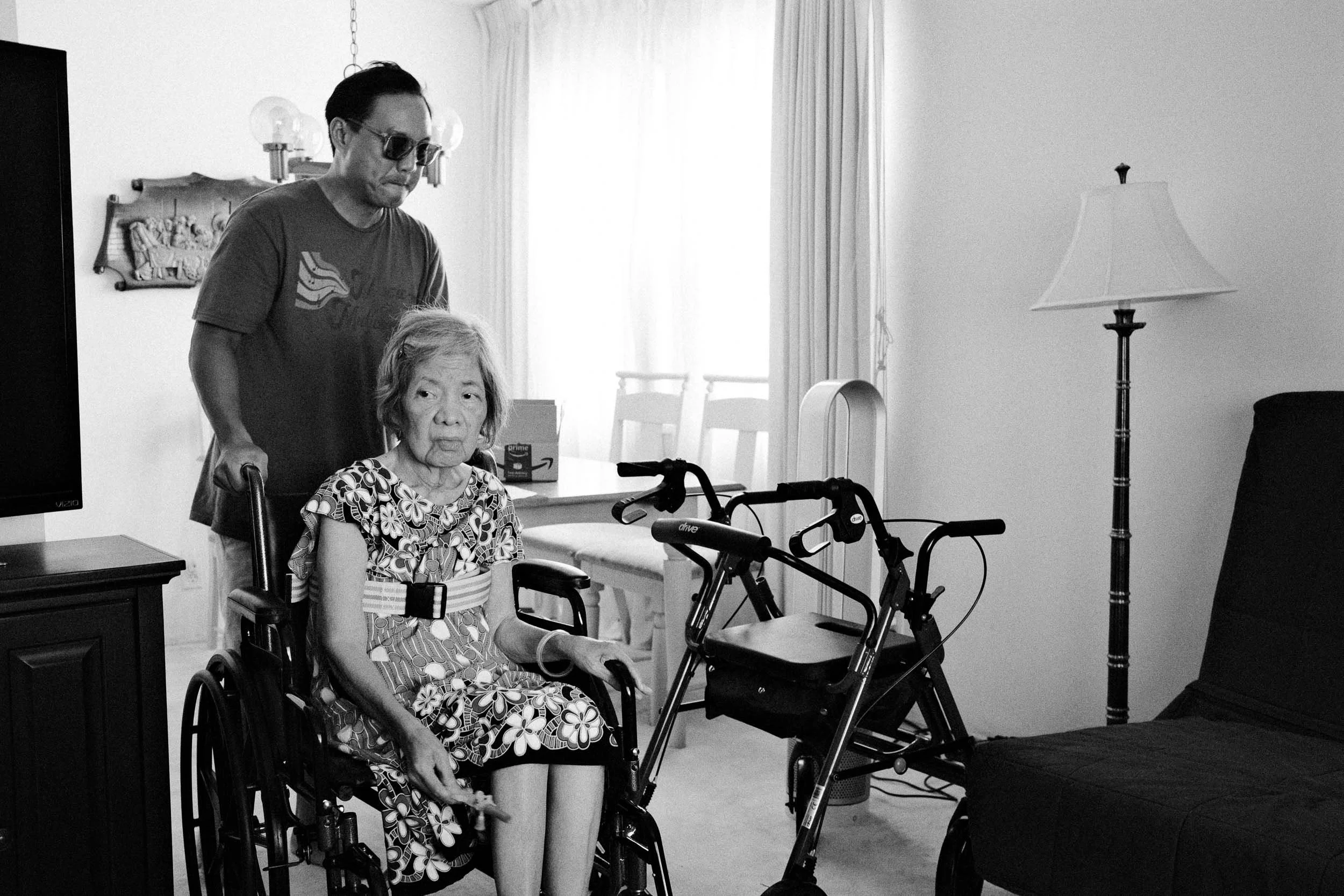 DSCF3223 copy - Conversations (Photo Essay).jpg