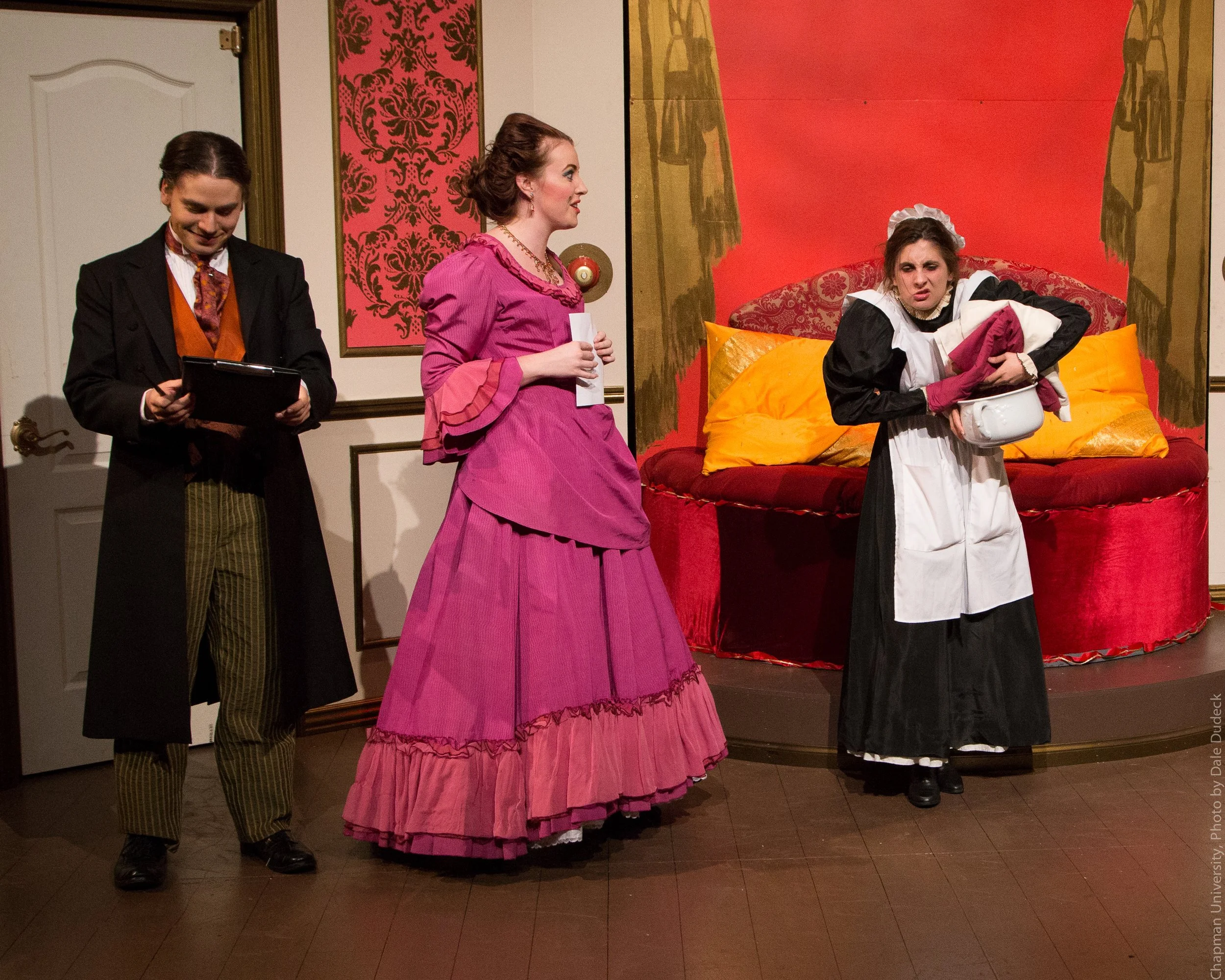 FleaInHerEar-ChapmanUni_DaleDudeck-05.jpg