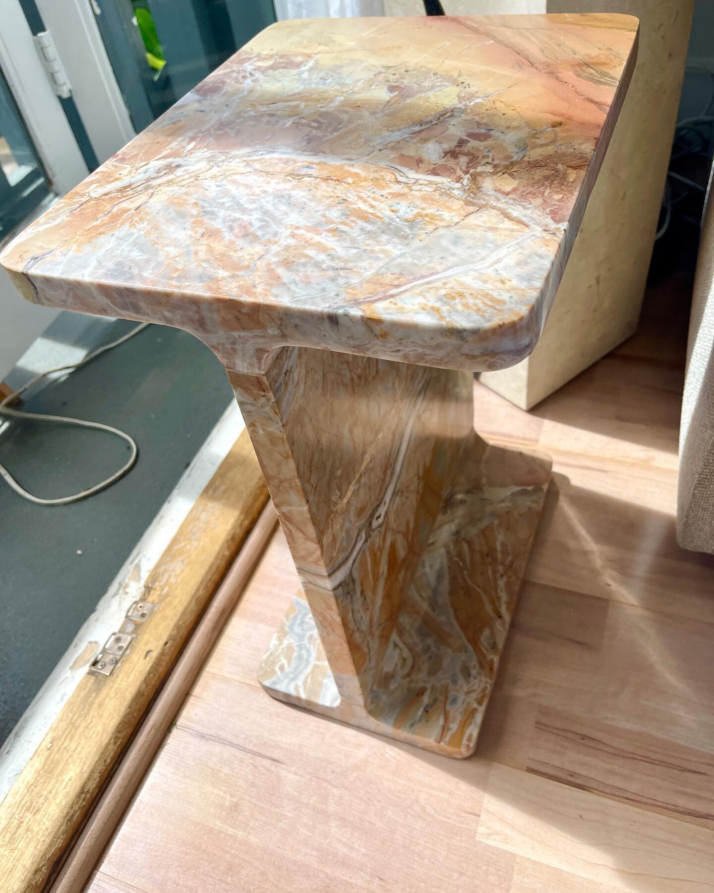 Quick repair side table 🧩🧩🧩