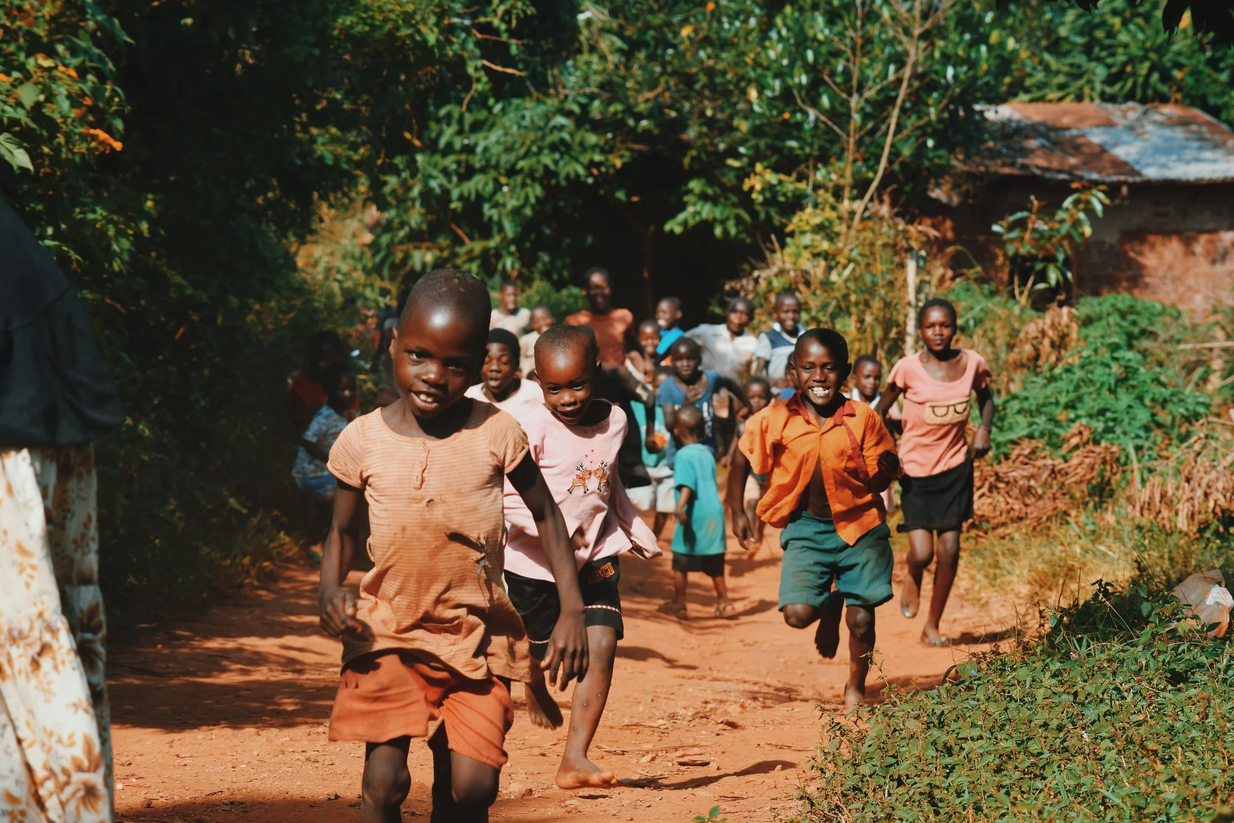 african girls 3.jpg