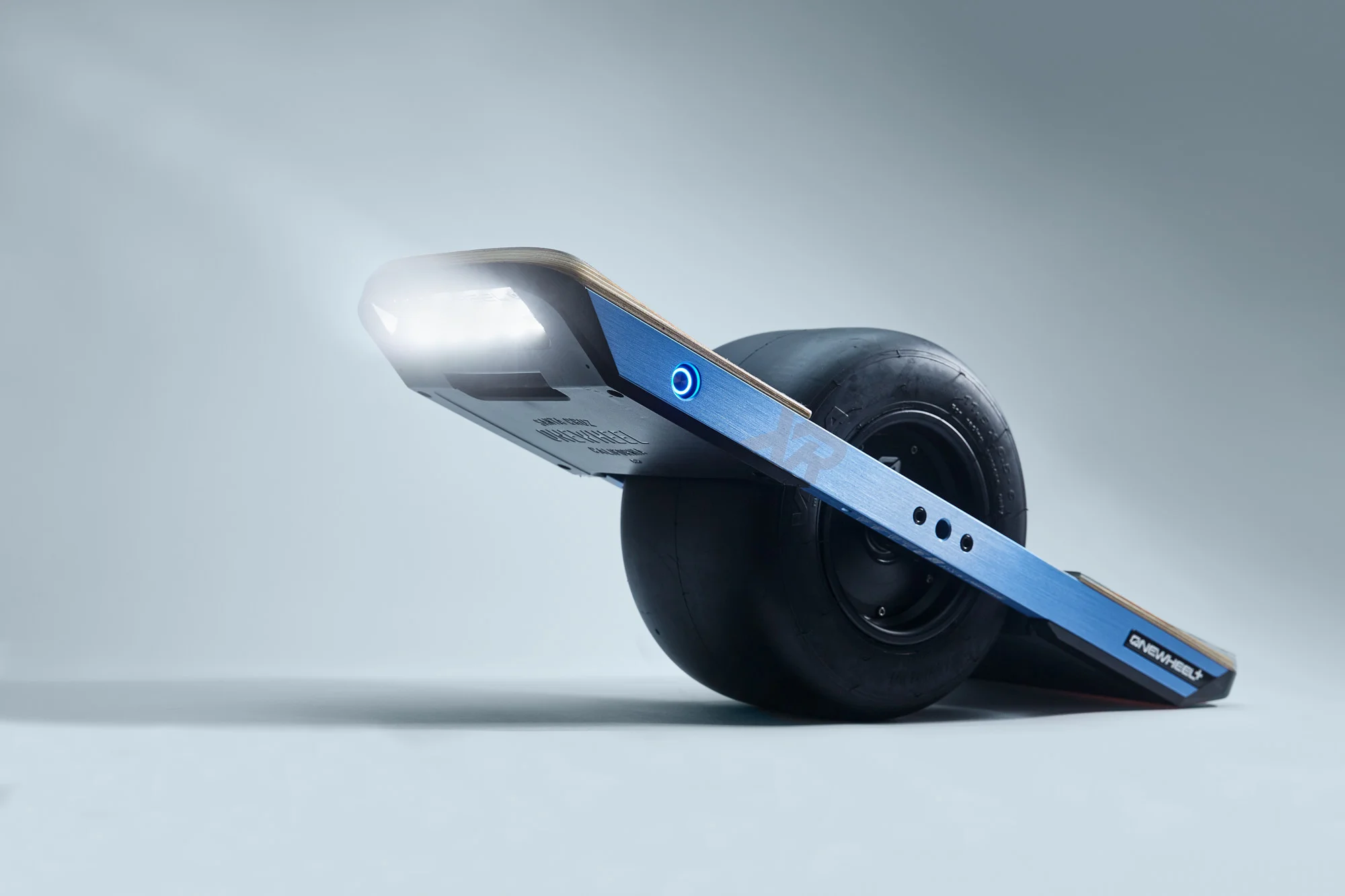 20190225 - Onewheel - studio2652.jpg
