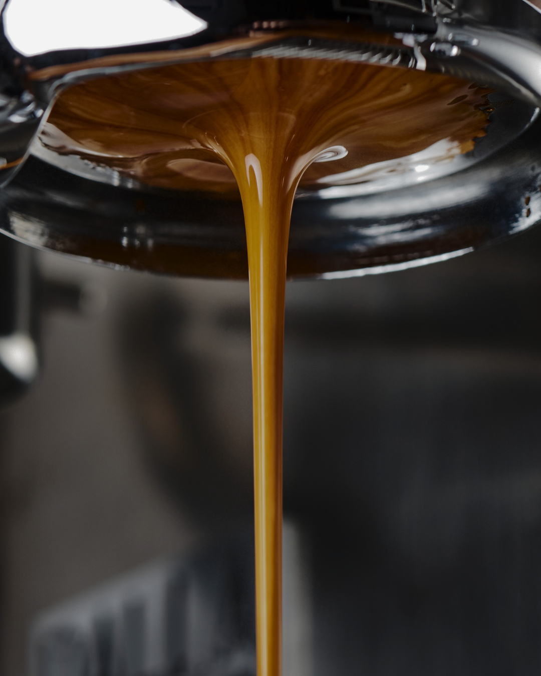 Espresso shot extracting