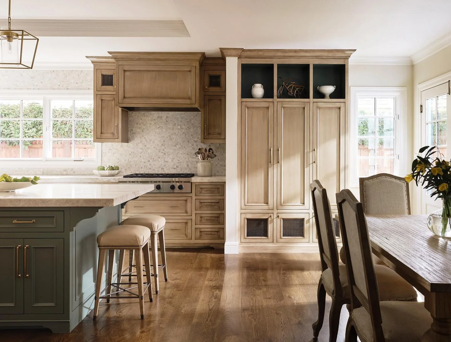 Pivot by providing solutions&hellip;

Something my coach recently said to me that really rang true.  I love to find solutions and to not give up, to expand the imagination of what could be&hellip;I&rsquo;m always looking for opportunities for my clie