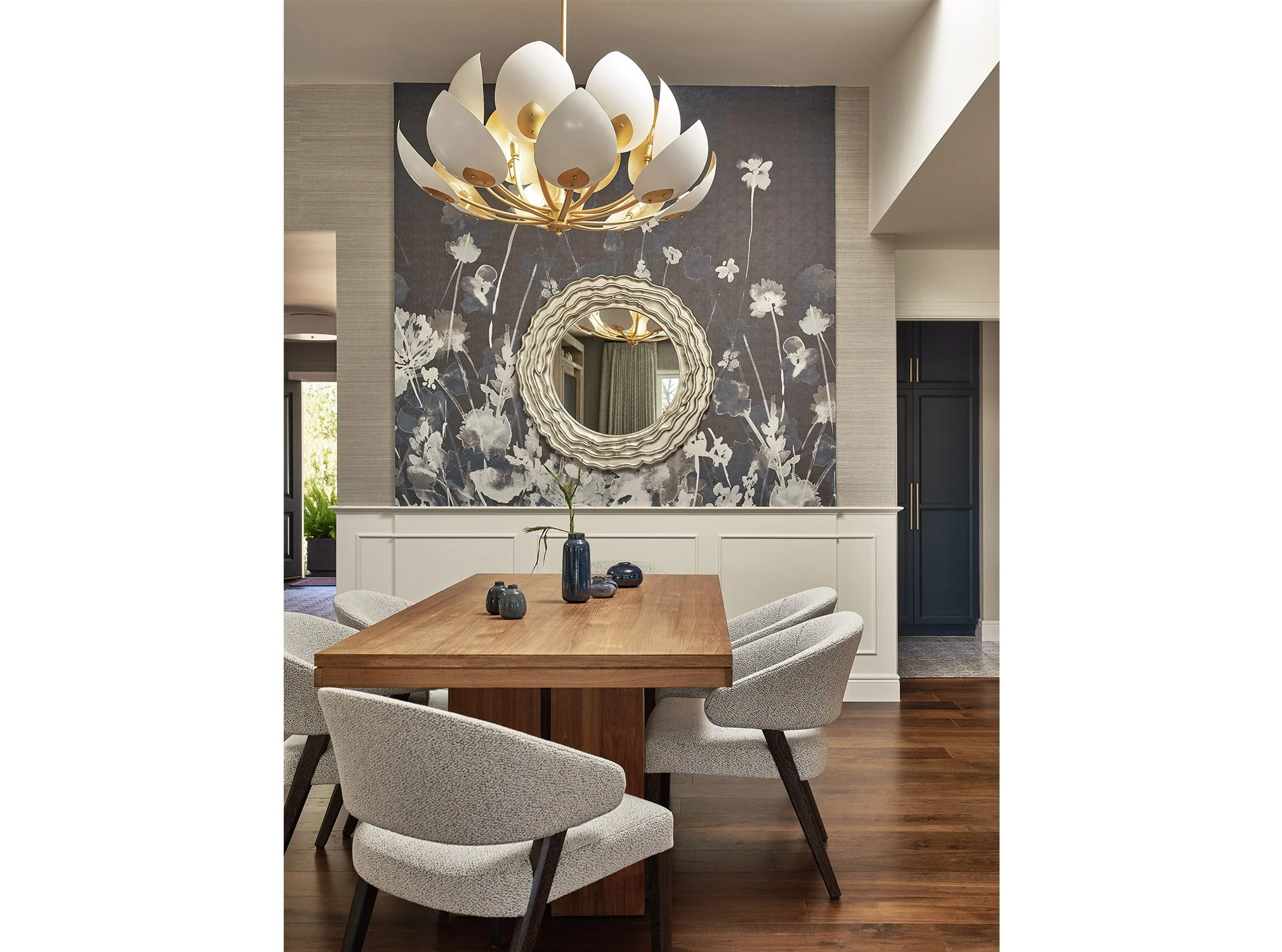 LR DINING ROOM 7th image.jpg