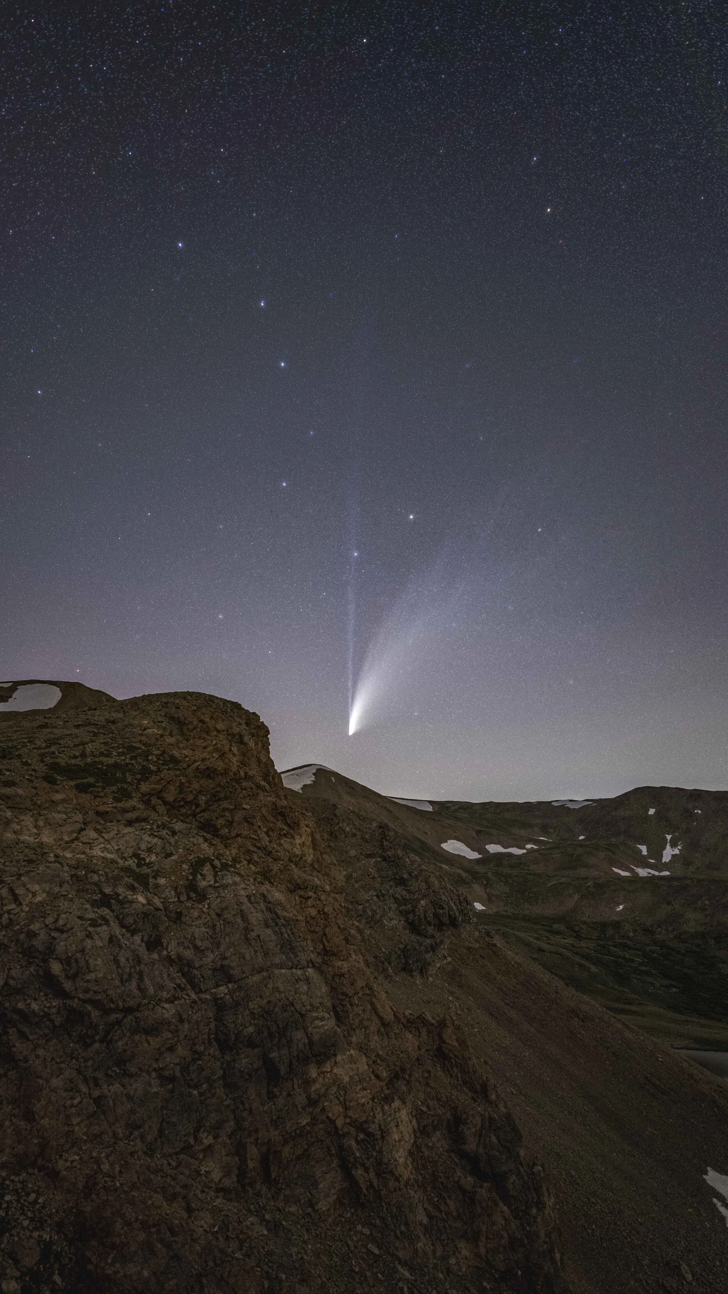  Made from 30 light frames by Starry Landscape Stacker 1.8.0.  Algorithm: Min Horizon Noise 