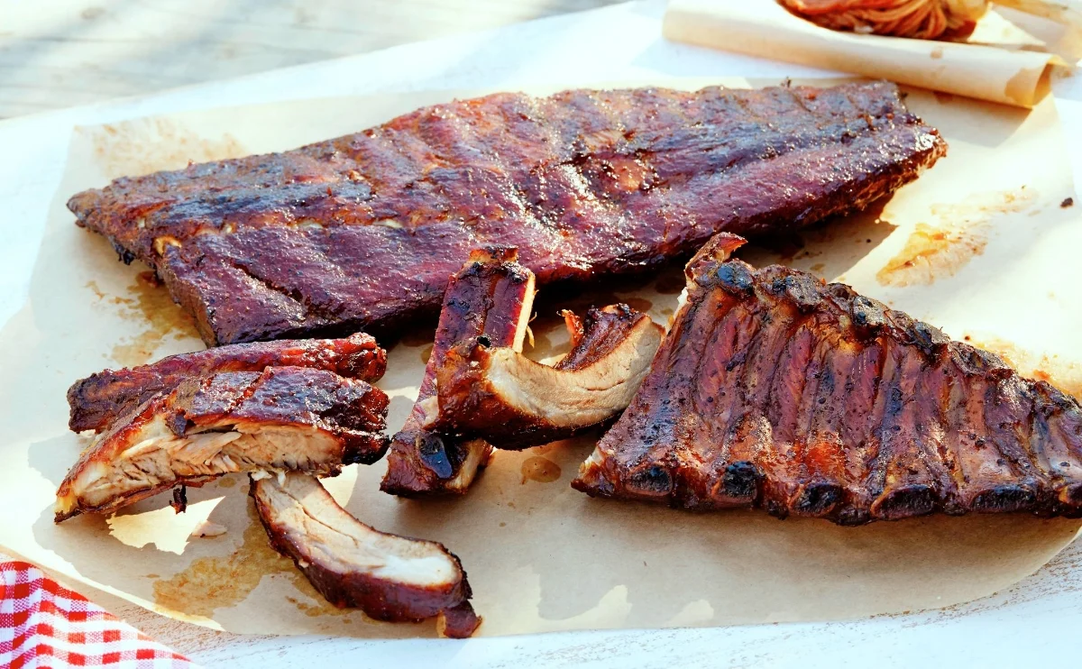 smoked-ribs-with-carolina-style-bbq-sauce_s4x3.jpg.rend.sniipadlarge.jpeg