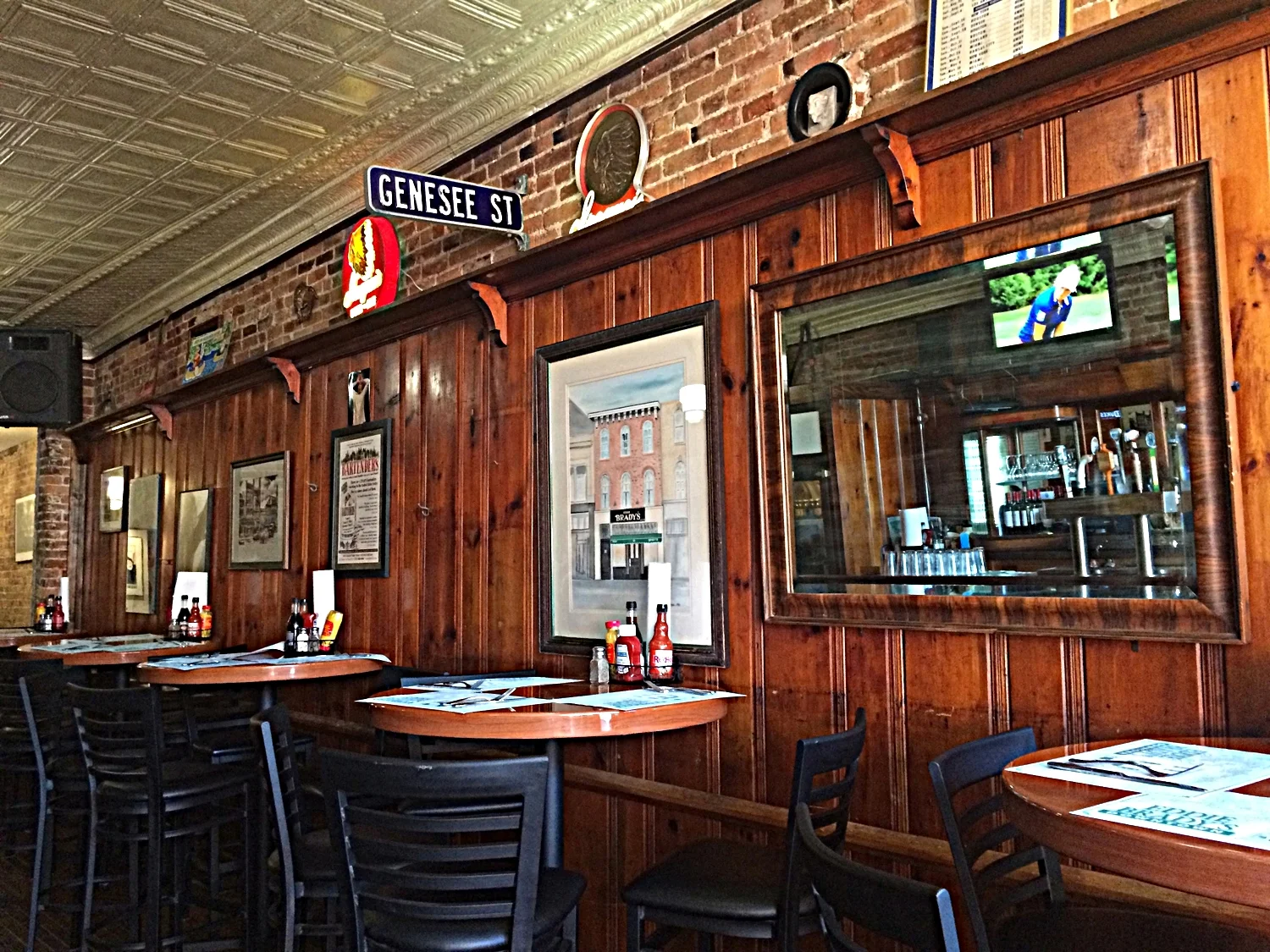 Bar photo 1