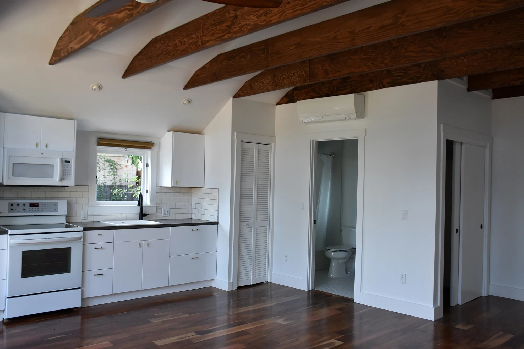 cottage 4.JPG