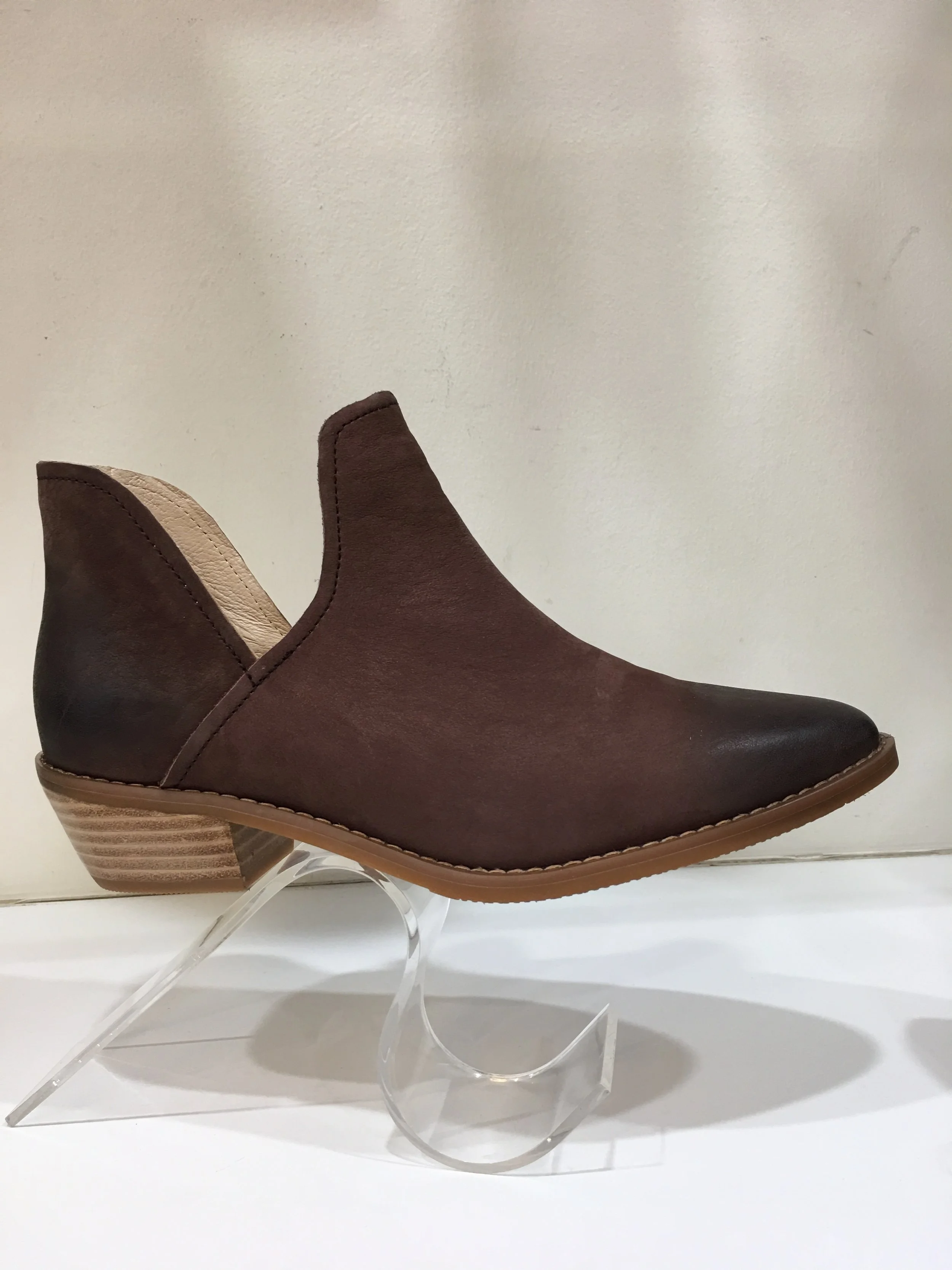 Ben - LUCIA - low open sided boot - low block heel