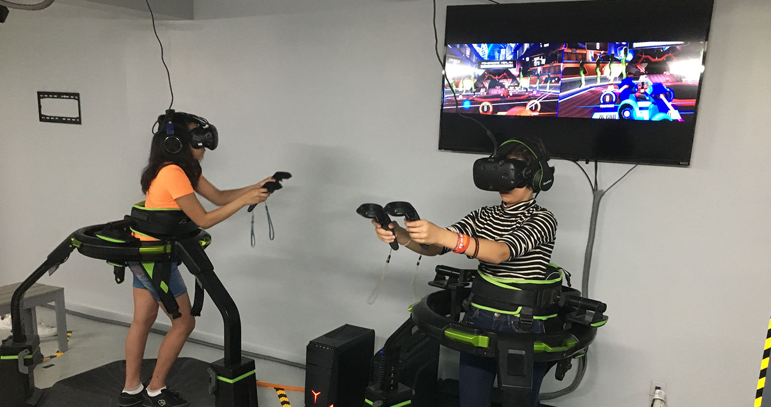 Virtual Reality Arcade with Best VR Game Experiences