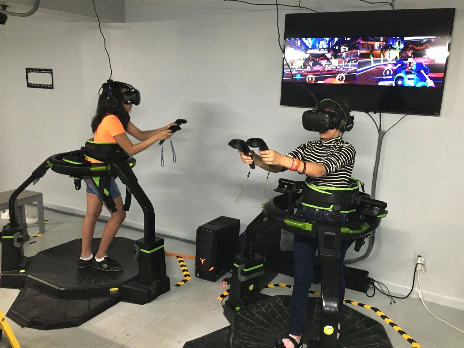 Full Motion VR Flight Simulator — Hubneo - Virtual Reality in NYC
