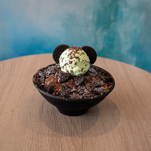 Have you tried our mint chocolate Bingsu? That  yummy mint ice cream 🍦with our homemade mint chocolate syrup🌱! Perfect for this summer☀️☀️cooling down your taste bud😊 it won&rsquo;t disappoint you for sure!