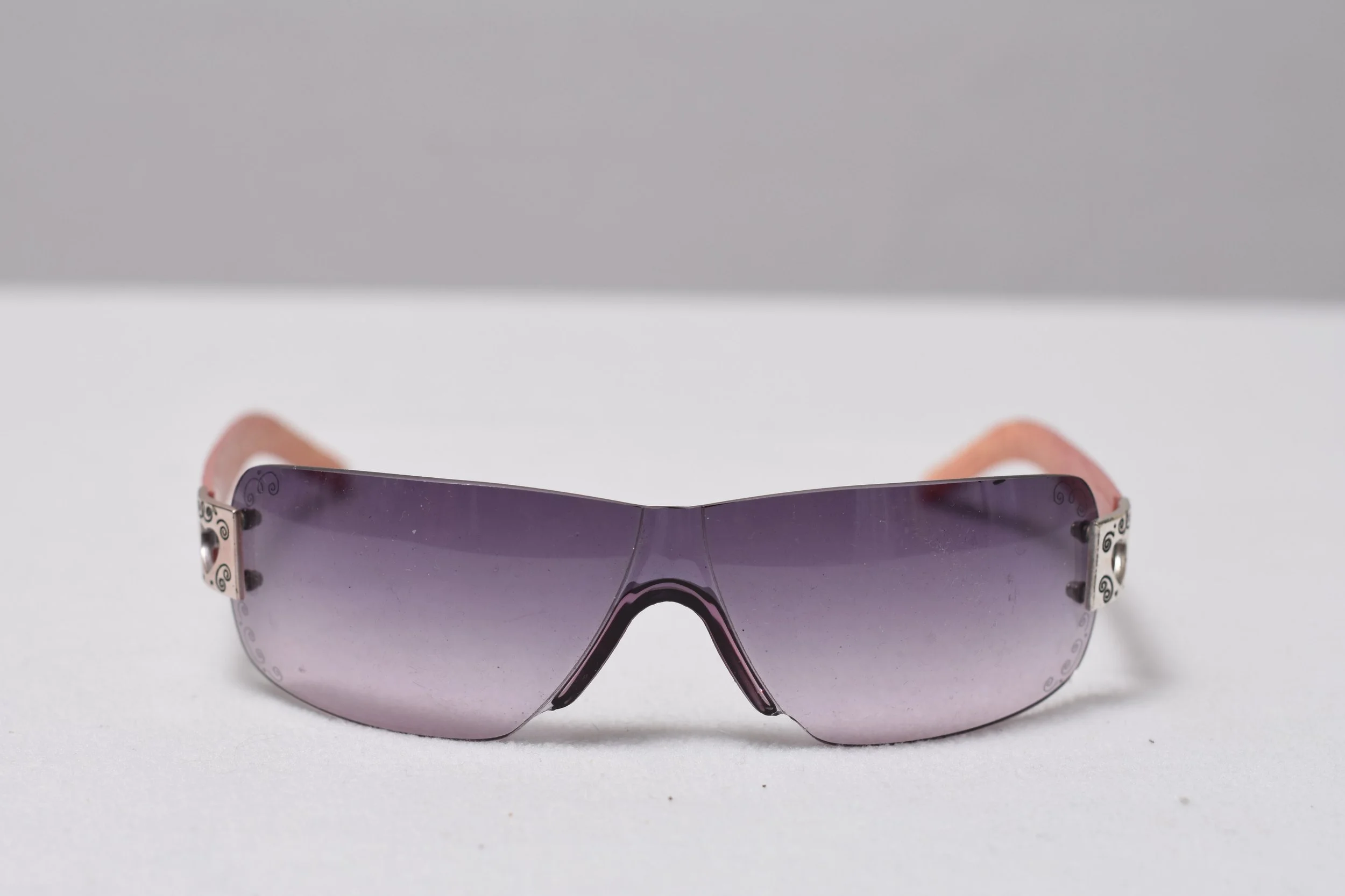 SUNGLASSES